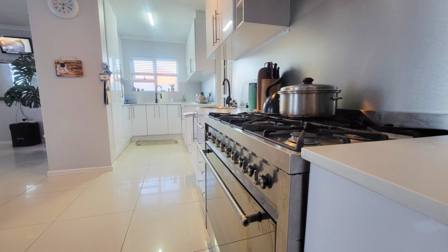 3 Bedroom Property for Sale in Strandfontein Western Cape